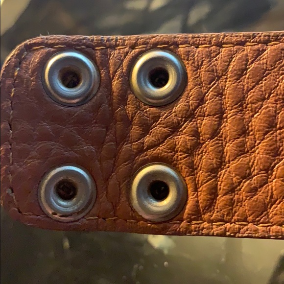 Leather cuff designer inspired H - Picture 5 of 8